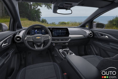 Chevrolet Equinox EV 2024, version 1LT, intérieur